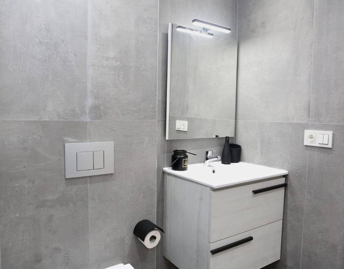 Appartamento Piso Reformado A 2 Min Del Casco Viejo Con Garaje Gratis Bilbao Esterno foto